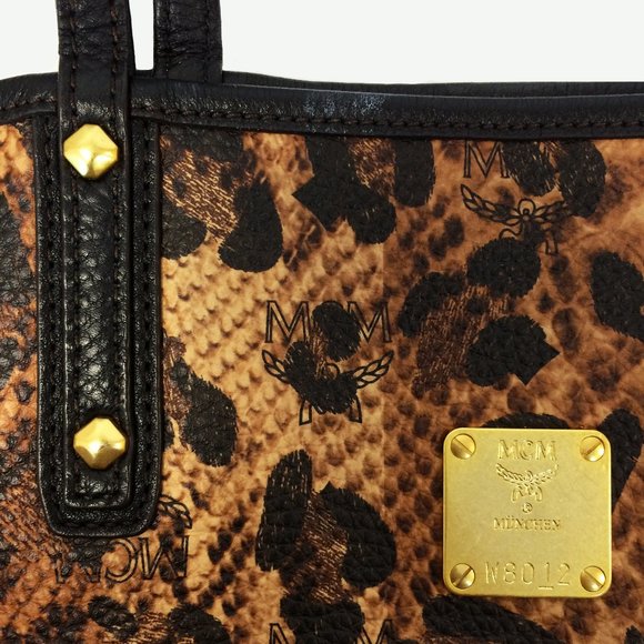 MCM Project Shopper Visetos Leopard Print Tote - Picture 5 of 11